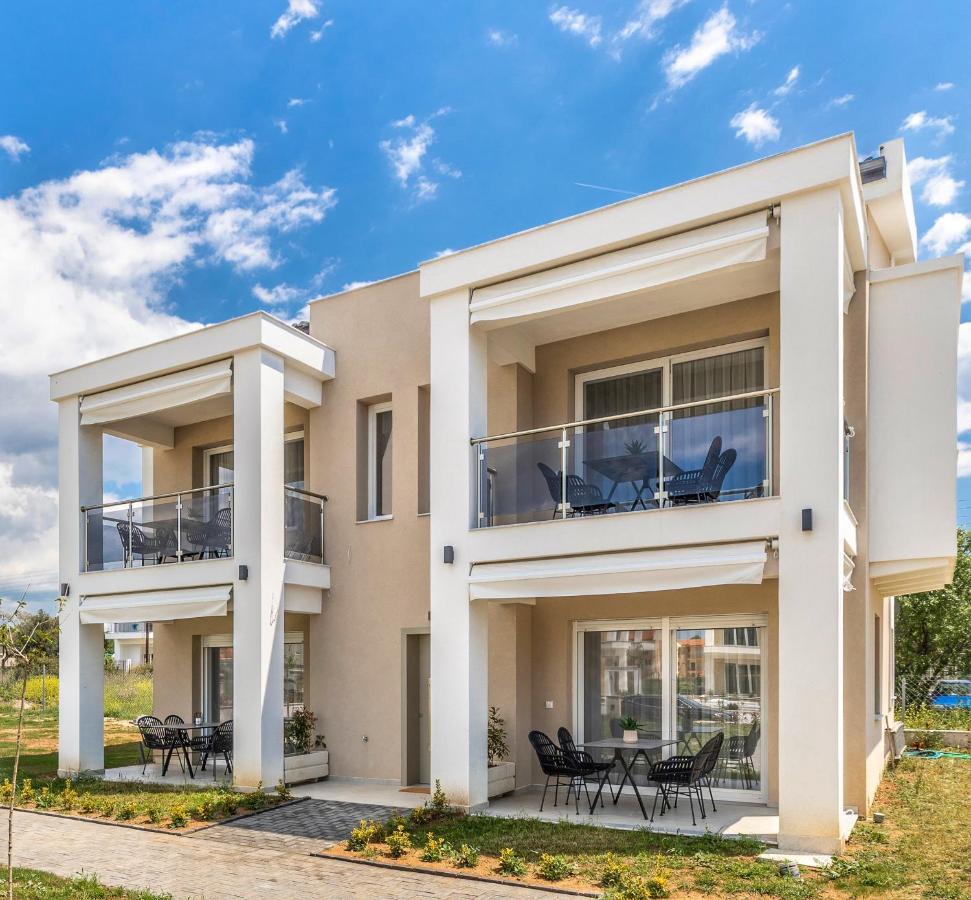 Bianco Mare Studios-Apartments Kalyves Polygyrou Exterior foto
